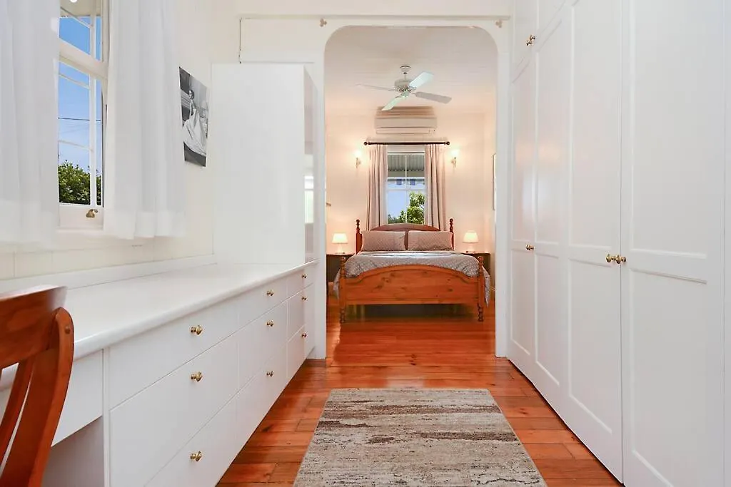 بيت للعطل فيلا The Family Getaway ~ 3 Bed/2 Bath/1Car ~ Wooloowin بريزبين أستراليا